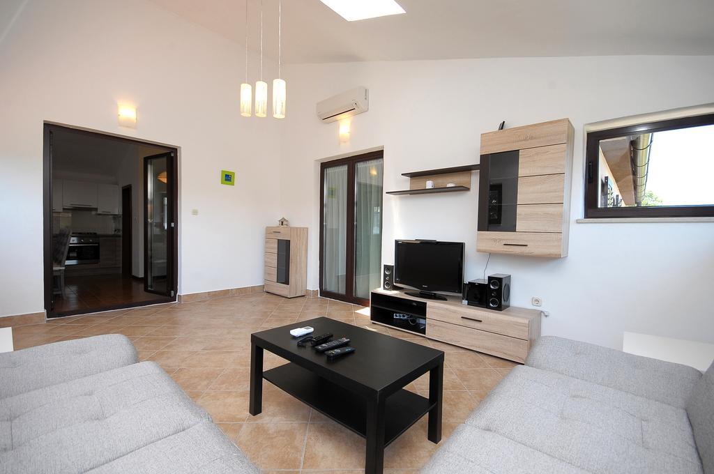 Apartament Vv Pula Quarto foto