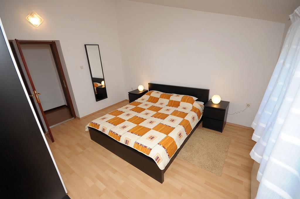 Apartament Vv Pula Quarto foto