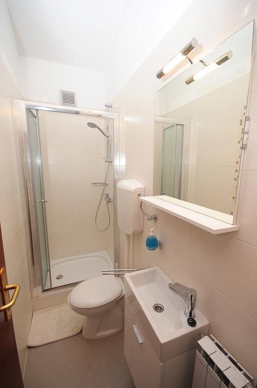 Apartament Vv Pula Quarto foto
